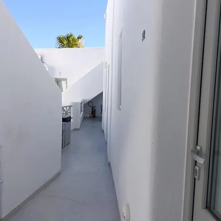 Basement Economy Center דירה סנטוריני