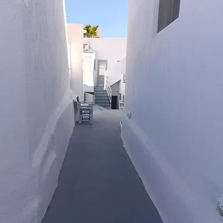 Basement Economy Center Апартаменты *